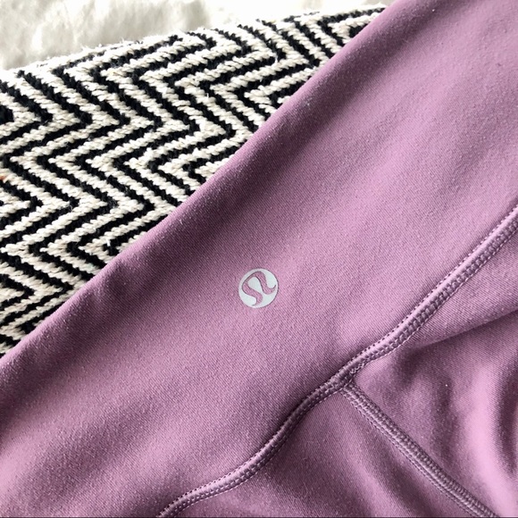 SOLD - Lululemon Wunder Under Crop Reversible - Picture 3 of 6